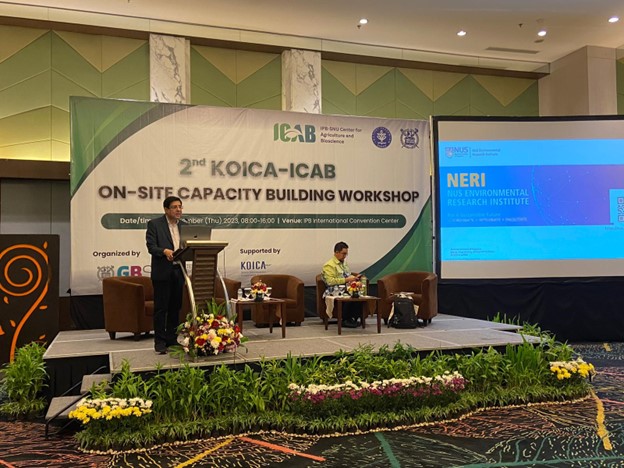 Prof Sanjay sharing his insights on International Cooperation on Environmental Research at the 2nd KOICA-ICAB On-Site Capacity Building Workshop.