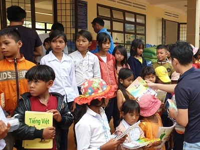 Gia Bac at Viet Nam - Sharing the love to Ethnic Children
