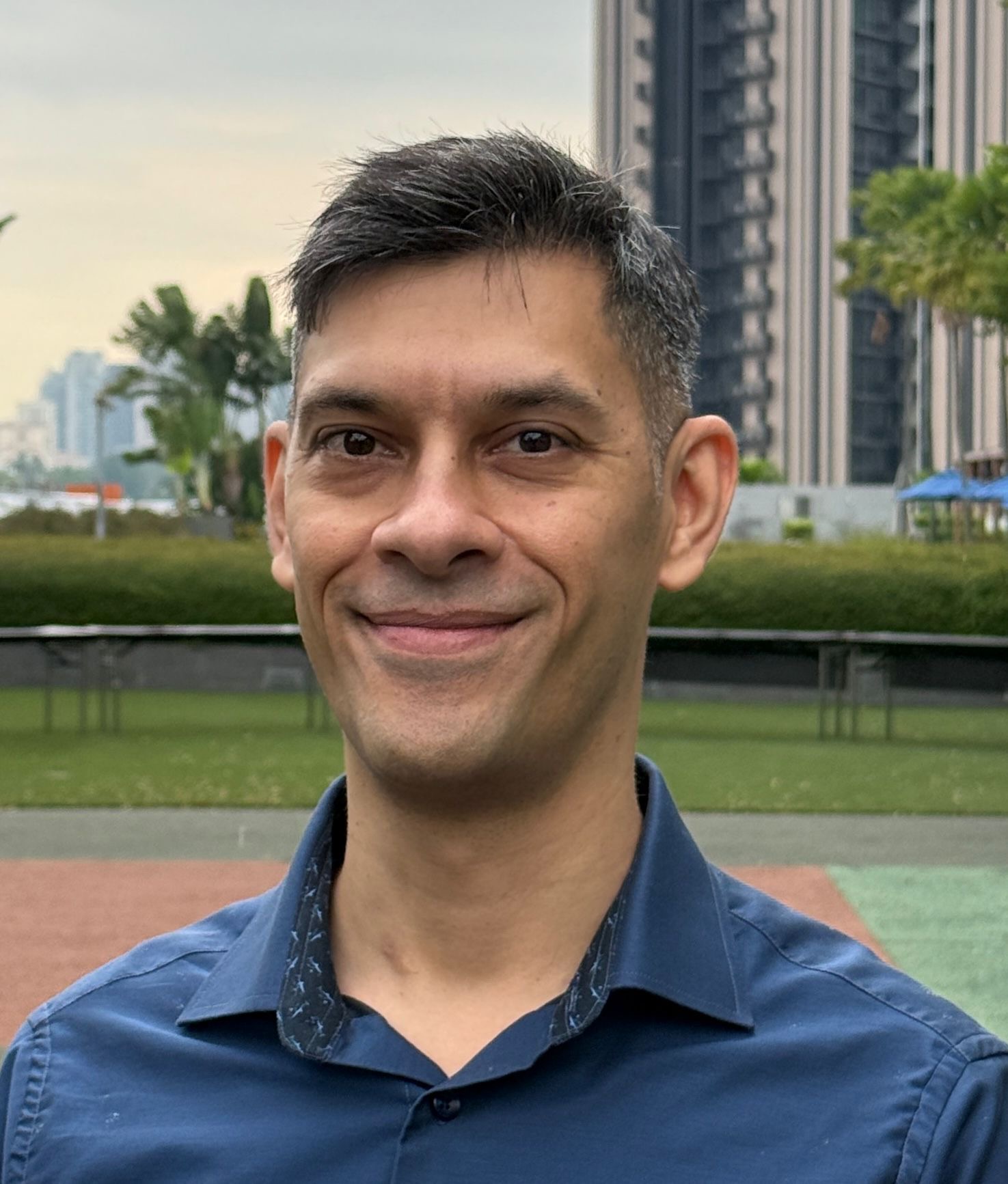 sf-constrain-proportions=true