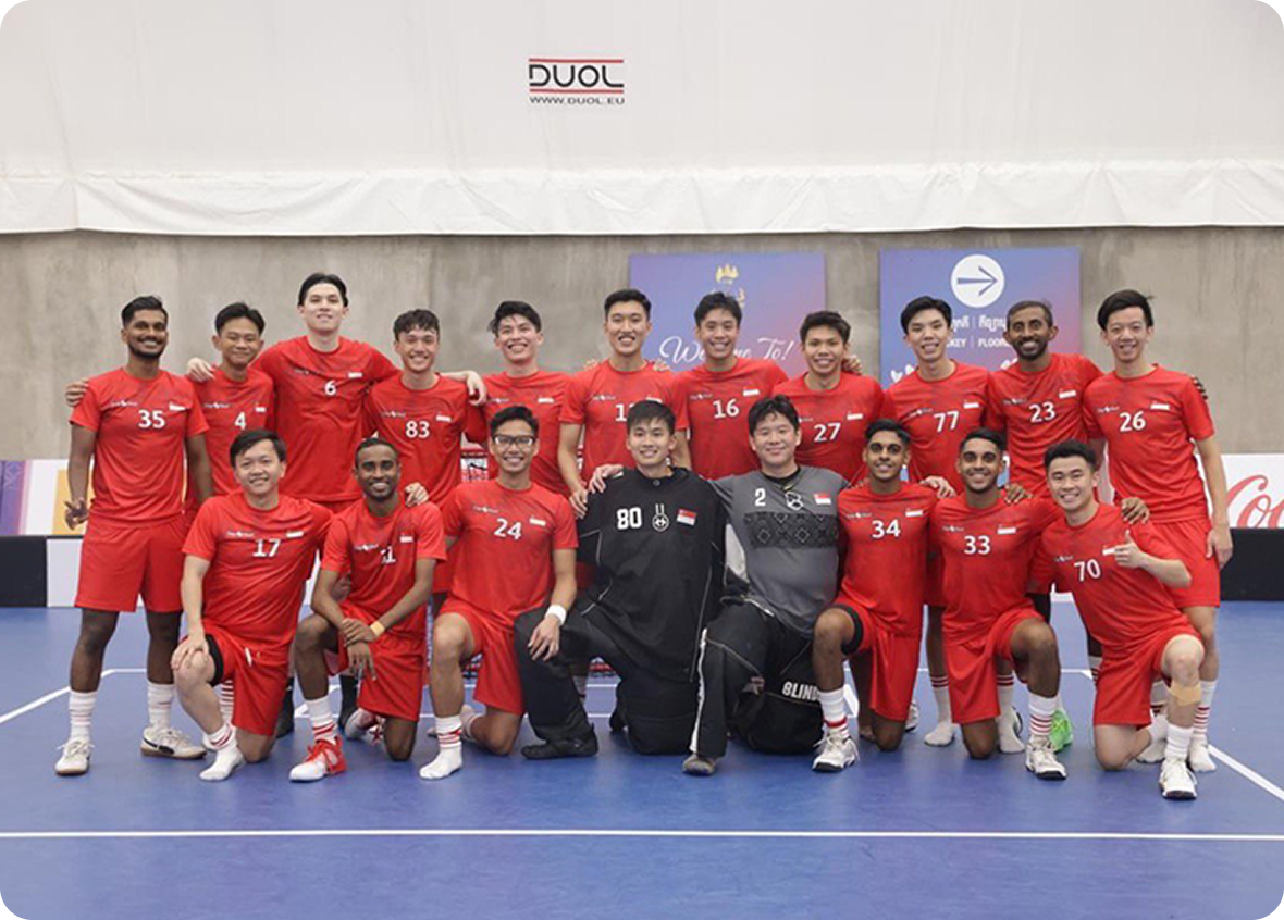 Haziq and Singapore Men’s Floorball Team