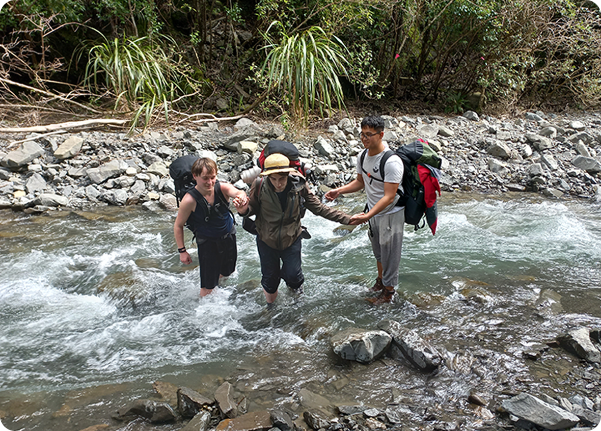 Koi trekking in New Zealand