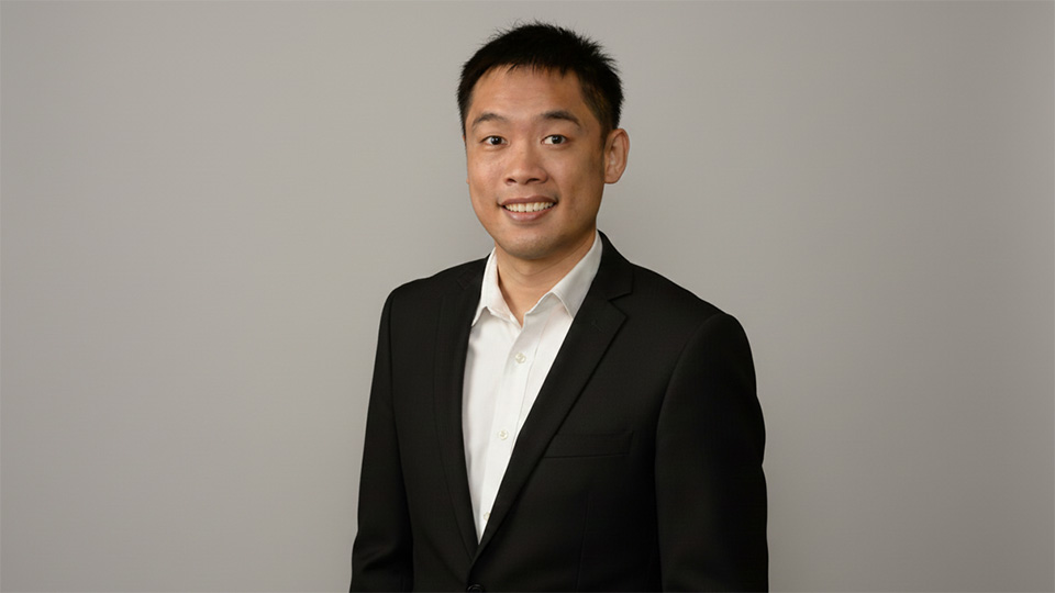 Asst Prof Lum Yanwei receives the WIN Rising Star Award 2025