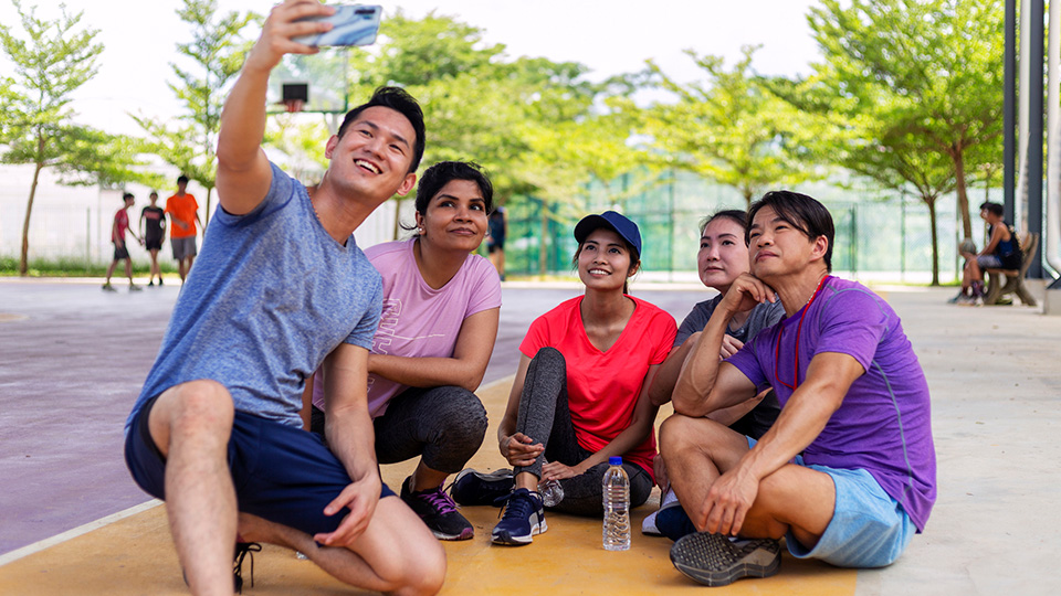 Pro bono photo service for underprivileged groups among award-winning youth initiatives
