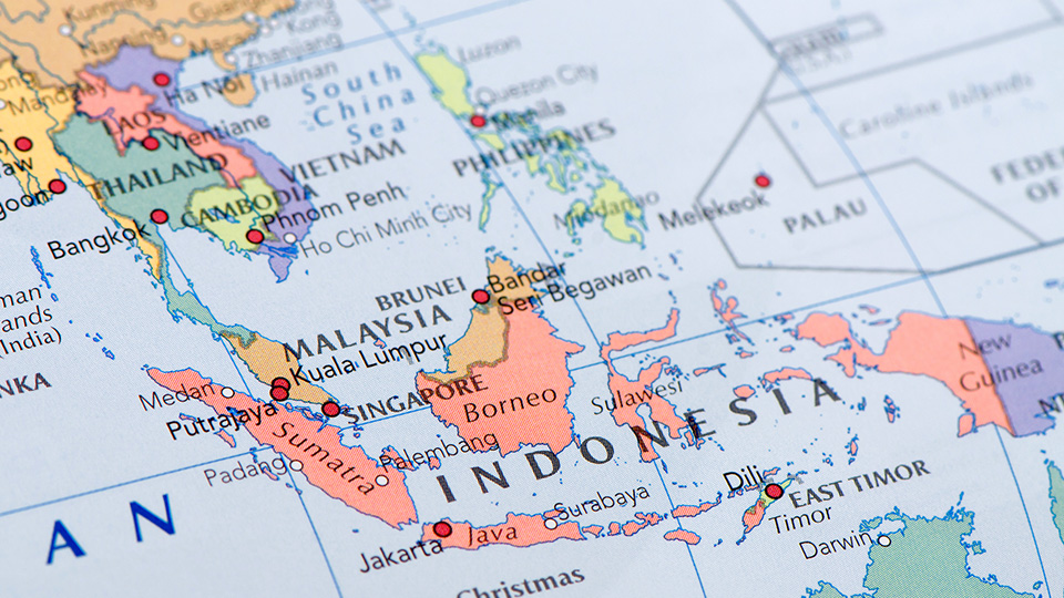 Beyond the theories: What Indonesian classrooms need from a global educator perspective