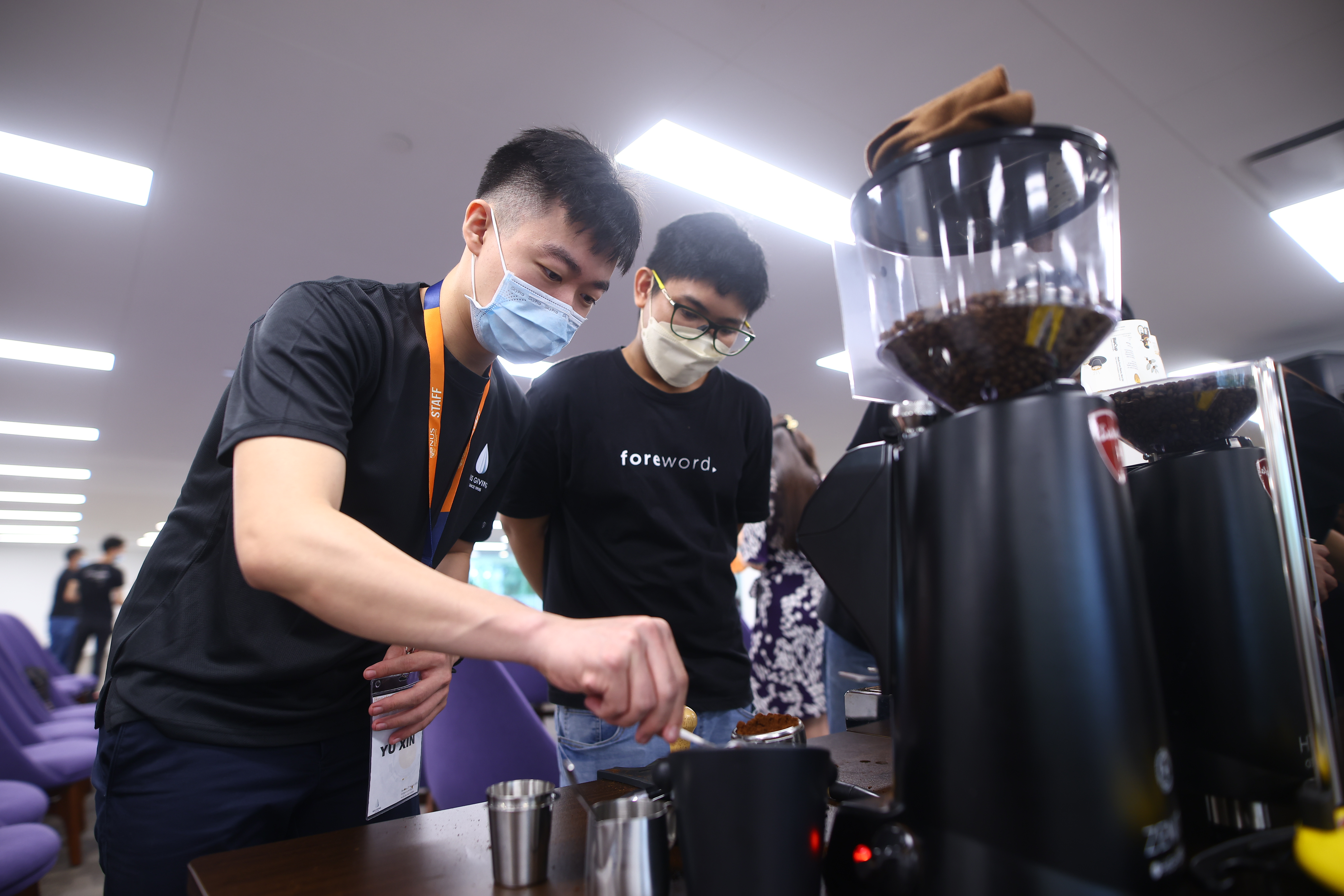 Social enterprise Foreword Coffee Roasters guided guests to make the perfect cuppa.