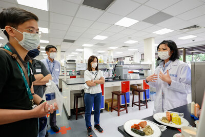 Members from the Tan Jiak Kim Circle on a tour of the three facilities located within the NUS Food Science and Technology Department