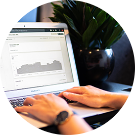 adjusting graphs on laptop