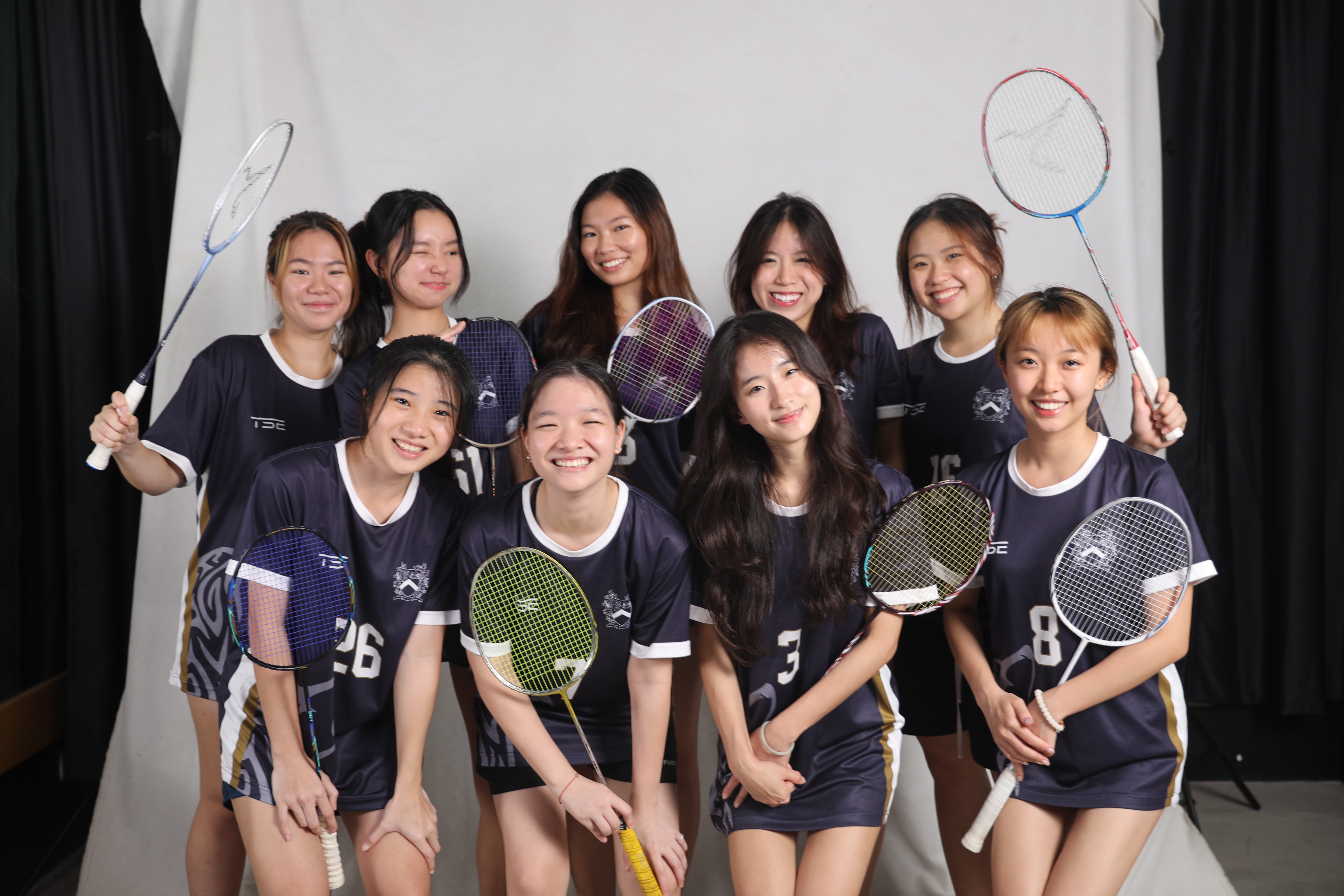 KR BADMINTON F