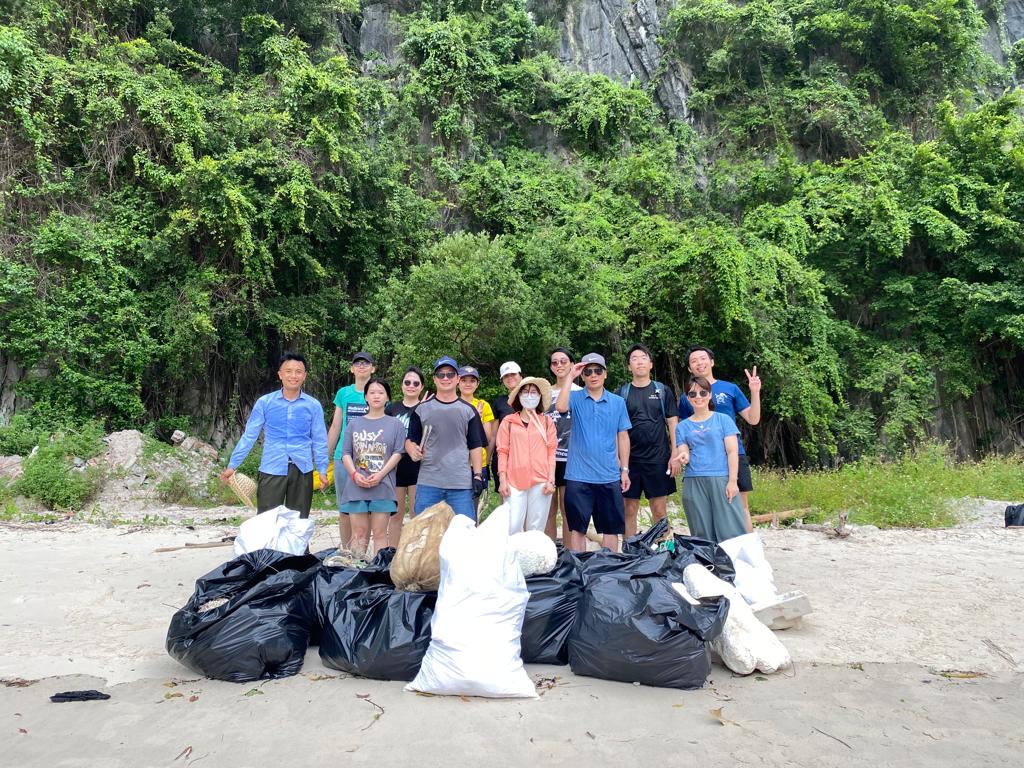 rexsteer-2023-beach-clean-up-session-lan-ha-bay16411-1